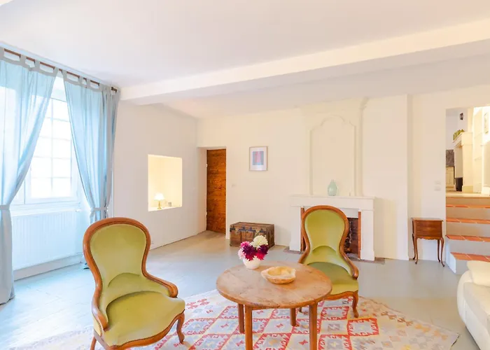 Charme Et Elegance A