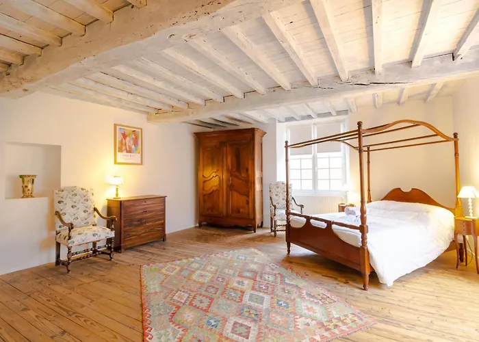 Charme Et Elegance A Apartman Bourdeilles